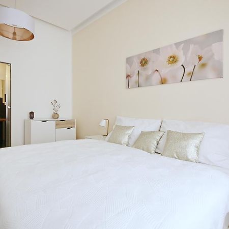 Luxury Center Apt. Charles Bridge Walking Distance 프라하 외부 사진